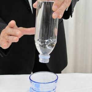 こぼれないペットボトル